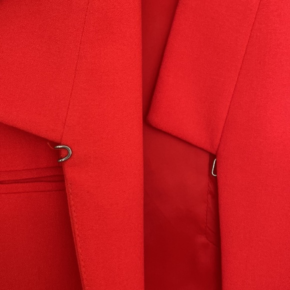 BCBG MAX AZRIA Blazer - Picture 2 of 5